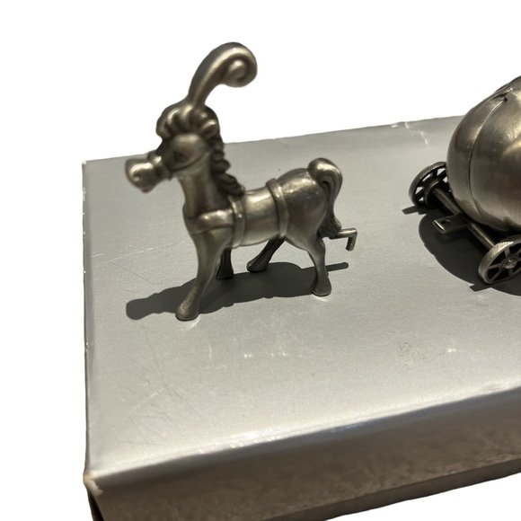 BABY GIFT Keepsake Boxes Tooth Fairy Lock of Hair Pumpkin Carriage Locket - Picture 8 of 12